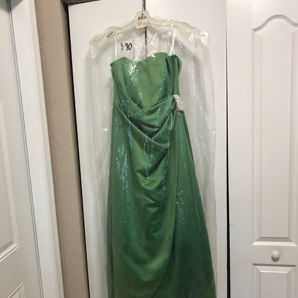 Brand New David’s Bridal Dress